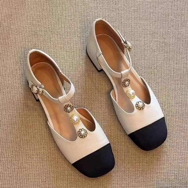 Sandals - Sandali con tacco da donna con