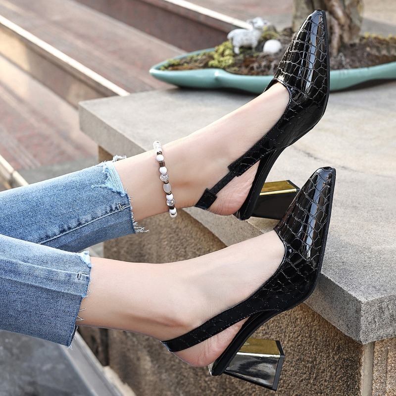 Sandali con tacco alto estivi  - Sandals recensione e prezzo