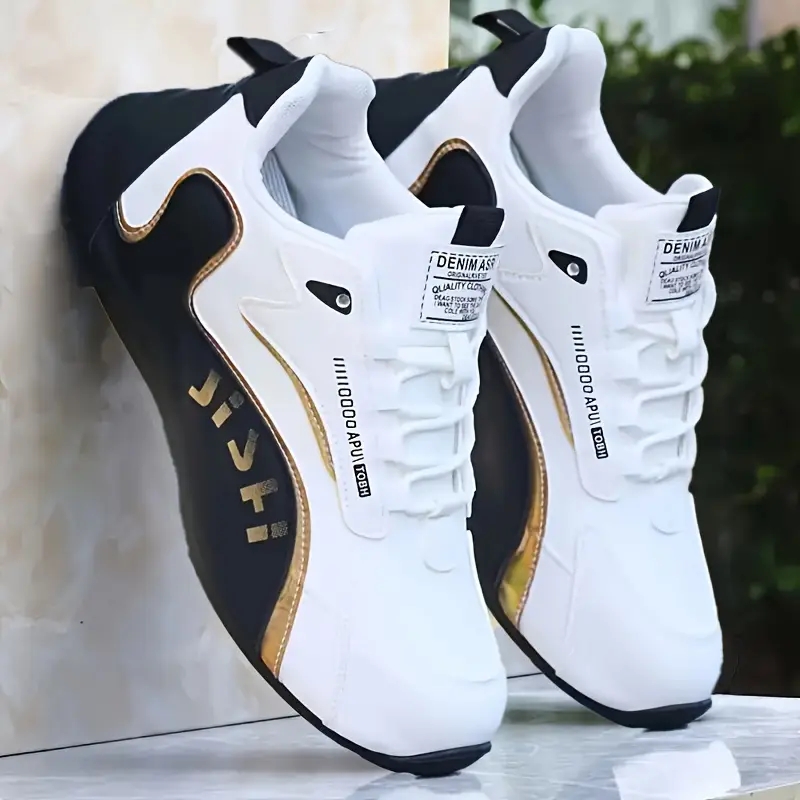 Scarpe sportive e casual da uo - Lightweight Road Running Shoes recensione e prezzo