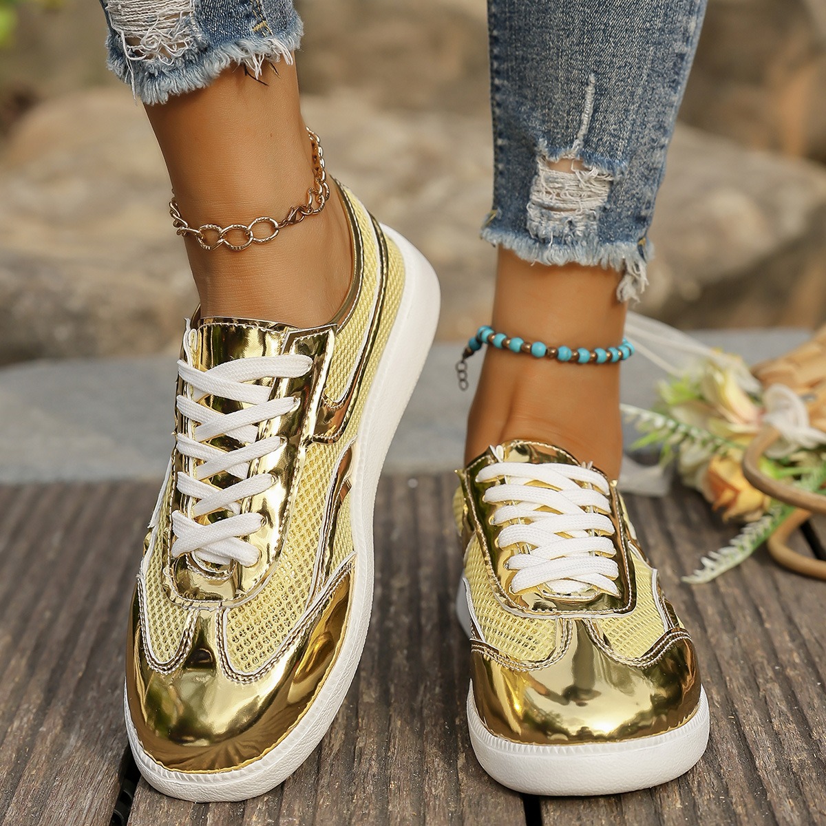 Nuove scarpe da ginnastica da  - Knit Fabric Lace Up Sneakers recensione e prezzo