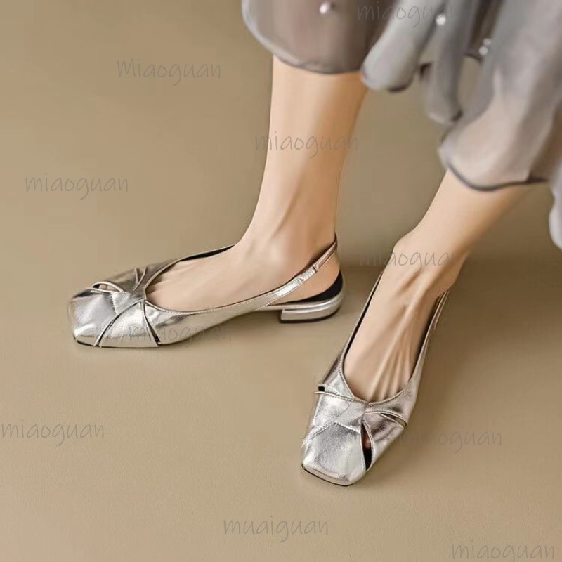Cover Toe Décolleté con tacco  - Sandals recensione e prezzo